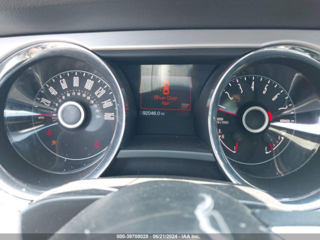 1ZVBP8AM8E5323952 Ford Mustang V6 Premium