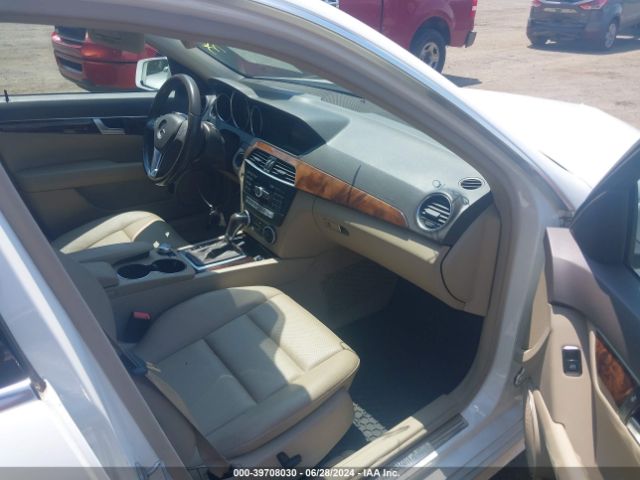 WDDGF8AB6EG231520 Mercedes-Benz C 300 Luxury 4matic/sport 4matic