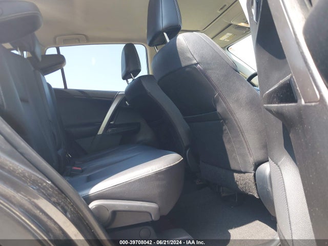 Toyota Rav4 Limited 2016 JTMDFREV6GJ060491 Image 8