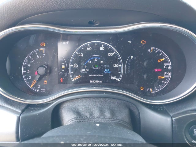 1C4RJFAG8FC665349 Jeep Grand Cherokee Altitude