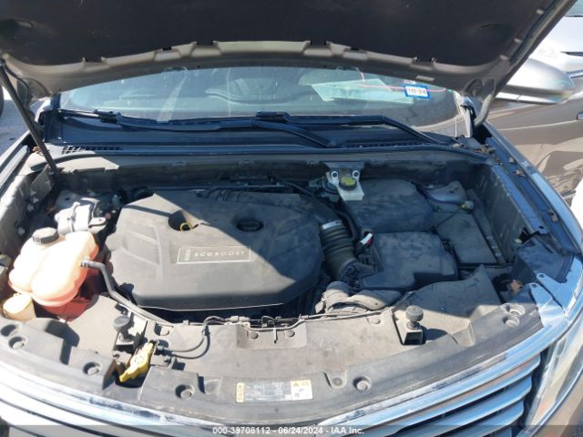 5LMCJ1C95GUJ15893 Lincoln Mkc Premier