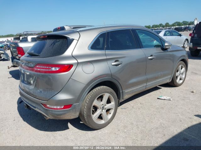 5LMCJ1C95GUJ15893 Lincoln Mkc Premier