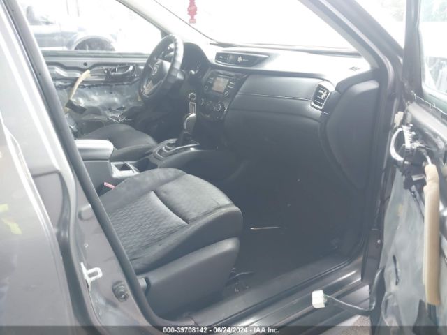 KNMAT2MV0HP568443 Nissan ROGUE S