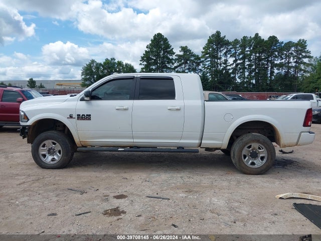 3C6UR5NL3JG173099 RAM 2500 Laramie Mega Cab 4x4 6'4 Box
