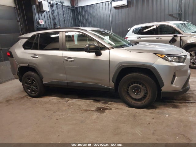 Toyota RAV4 LE 2019 JTMF1RFV6KD507754 Image 14
