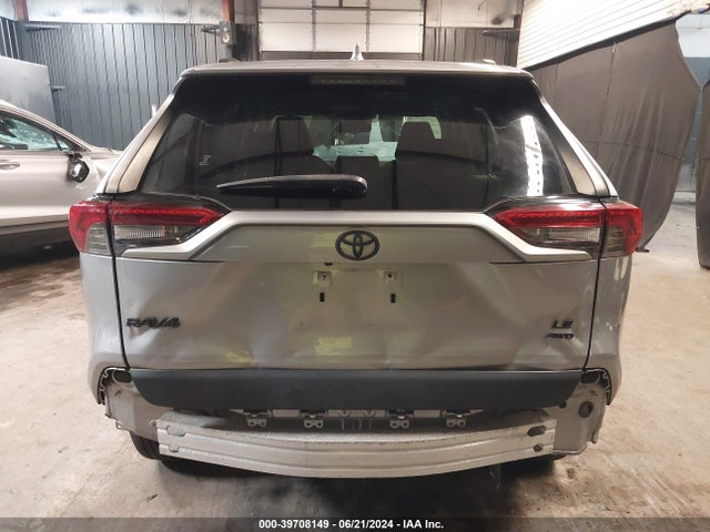 Toyota RAV4 LE 2019 JTMF1RFV6KD507754 Image 17