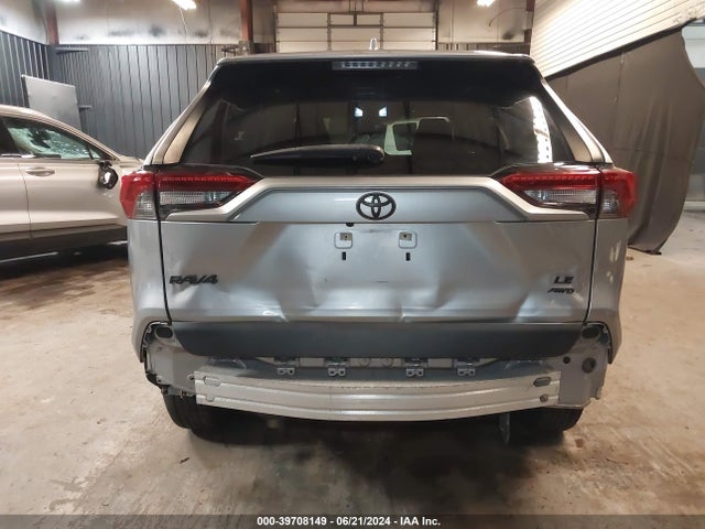 Toyota RAV4 LE 2019 JTMF1RFV6KD507754 Image 6