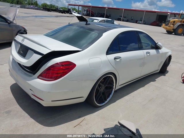 Mercedes-Benz S 550 2015 WDDUG8CB2FA170913 Image 18