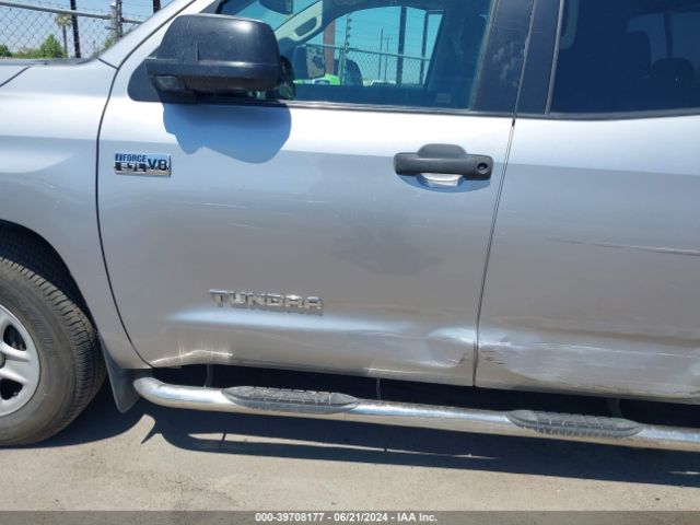 5TFRY5F17FX183717 Toyota Tundra Sr5 5.7l V8