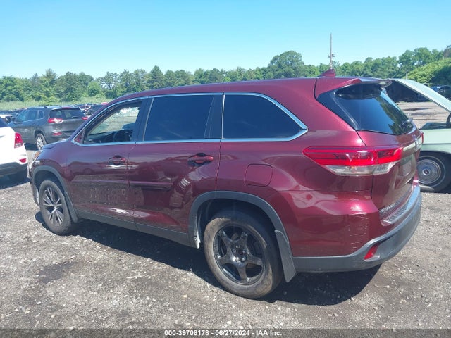Toyota Highlander Le Plus 2019 5TDBZRFH7KS947388 Image 14
