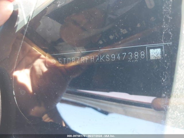 Toyota Highlander Le Plus 2019 5TDBZRFH7KS947388 Image 17