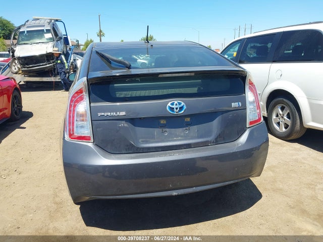 Toyota Prius Two 2015 JTDKN3DU2F2004914 Image 16
