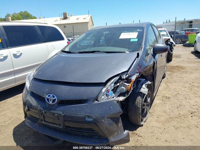 Toyota Prius Two 2015 JTDKN3DU2F2004914 Image 6