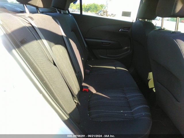 Chevrolet Sonic Lt Auto 2016 1G1JC5SHXG4160569 Image 8