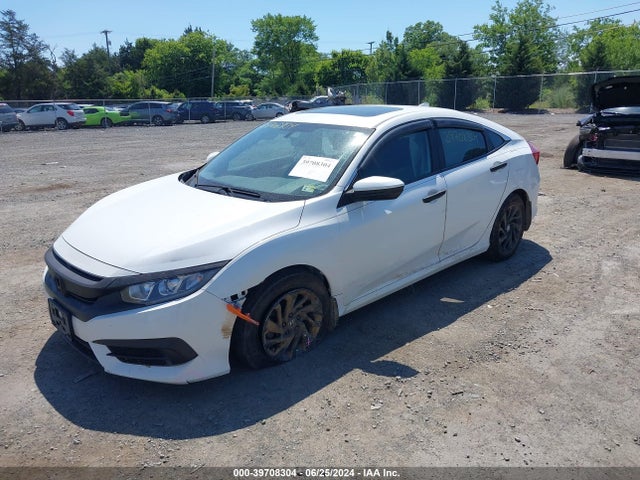 Honda CIVIC EX 2018 2HGFC2F77JH531647 Image 2