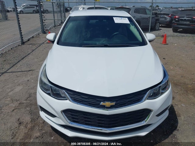 Chevrolet Cruze Ls Auto 2018 1G1BC5SM1J7229804 Image 12