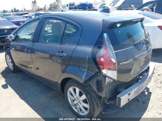 Toyota Prius C Four 2017 JTDKDTB32H1595140 Image 3