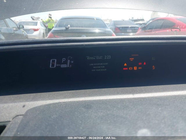 Toyota Prius C Four 2017 JTDKDTB32H1595140 Image 7