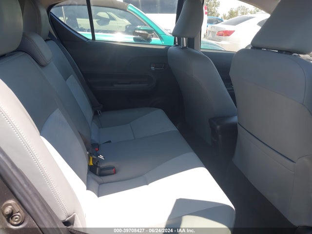 Toyota Prius C Four 2017 JTDKDTB32H1595140 Image 8