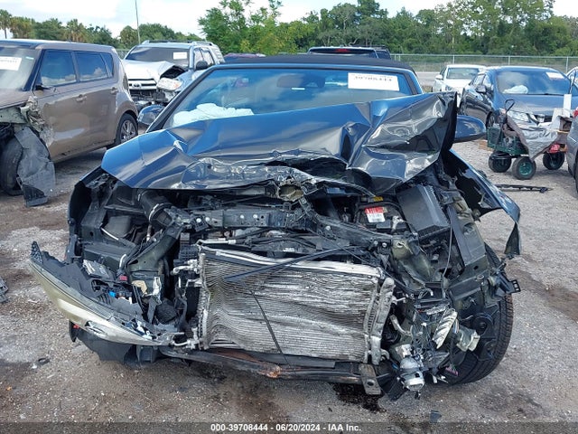 W04WT3N57GG036268 Buick Cascada Premium