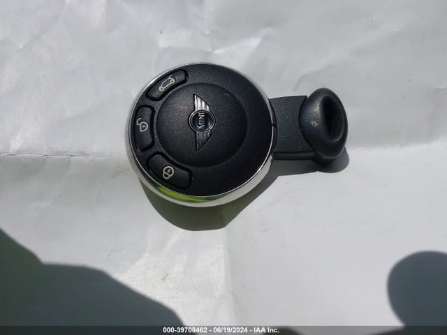 2011 MINI COOPER WMWSU3C58BT092009 Photo 10