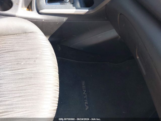 3N1AB7AP0JL643698 Nissan SENTRA SV