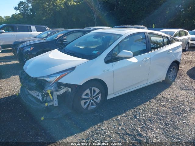 JTDKARFU2J3061905 Toyota Prius Four