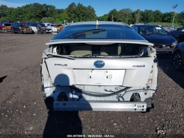 JTDKARFU2J3061905 Toyota Prius Four