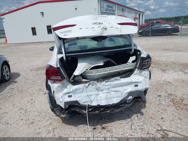 Hyundai ELANTRA SE 2019 5NPD74LF8KH486583 Image 17