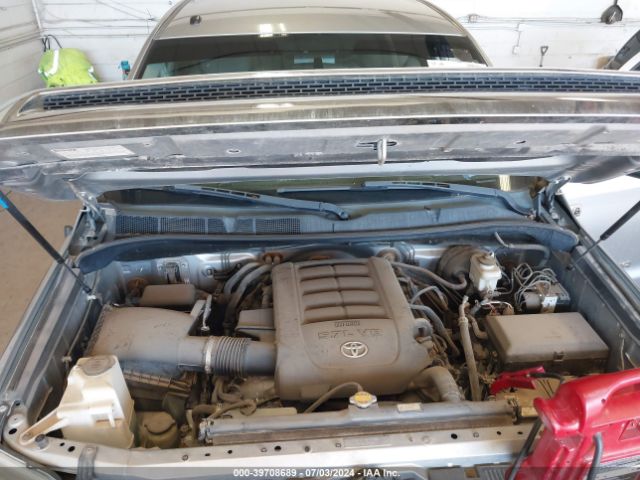 5TFDW5F13EX350301 Toyota Tundra Sr5 5.7l V8