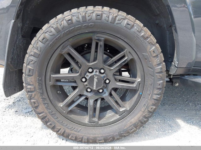 Toyota 4RUNNER SR5 2024 JTEEU5JR4R5305369 Image 12