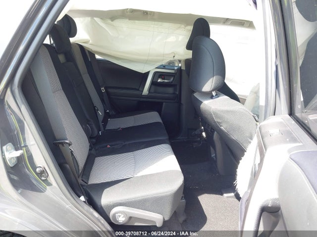 Toyota 4RUNNER SR5 2024 JTEEU5JR4R5305369 Image 8