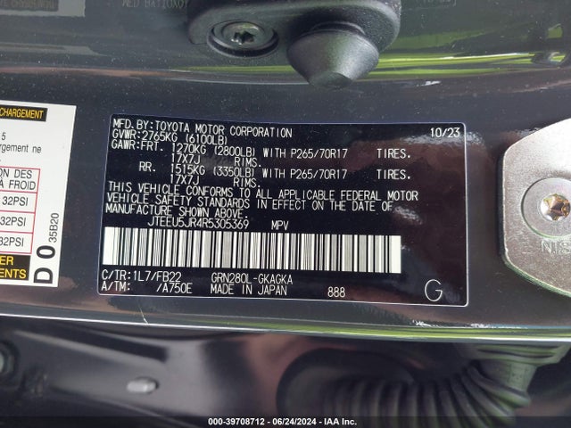 Toyota 4RUNNER SR5 2024 JTEEU5JR4R5305369 Image 9