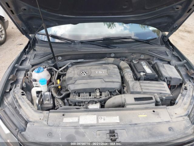 1VWDT7A33HC012824 Volkswagen Passat 1.8t R-line