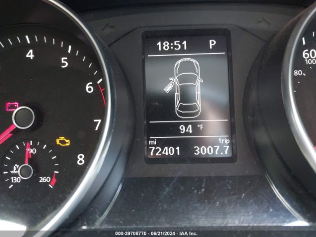 1VWDT7A33HC012824 Volkswagen Passat 1.8t R-line