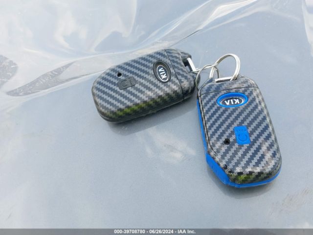 5XYRKDLF8MG029612 KIA Sorento Sx Prestige