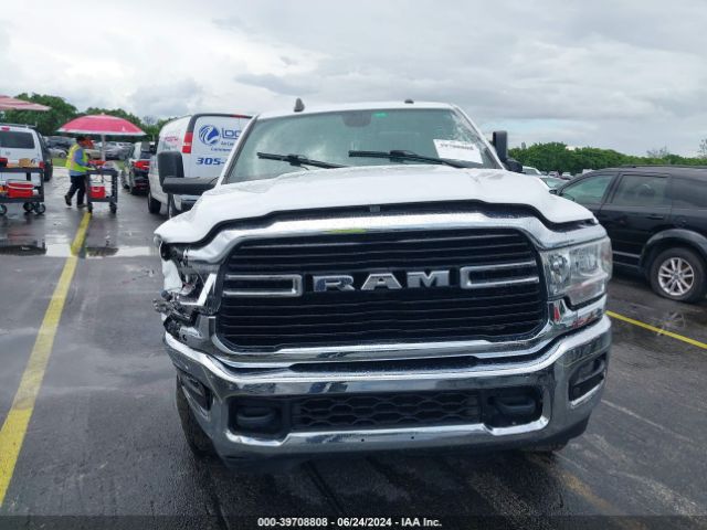 3C6UR5JL9LG141301 RAM 2500 Big Horn  4x4 8' Box
