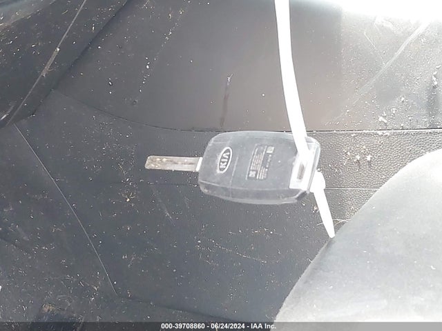 KIA Soul 2017 KNDJN2A28H7427799 Image 11