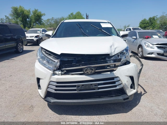 5TDZZRFH5KS333194 Toyota Highlander Le