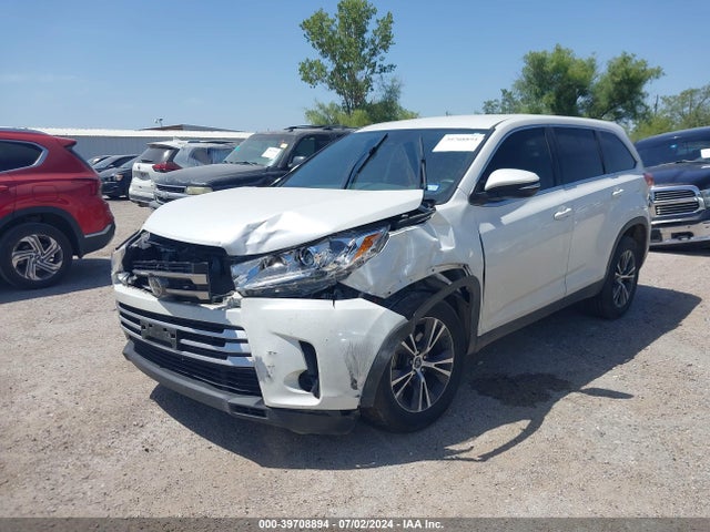 5TDZZRFH5KS333194 Toyota Highlander Le