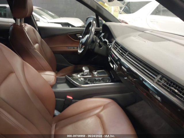 WA1VAAF74HD027438 Audi Q7 3.0t Premium