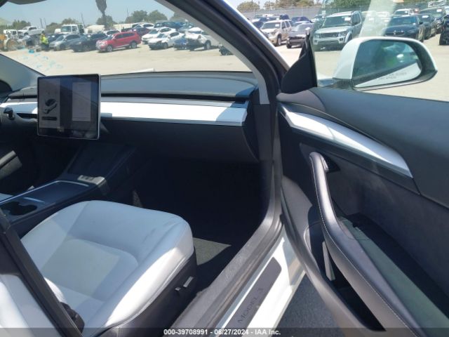5YJ3E1EA9MF098023 Tesla Model 3 Standard Range Plus Rear-wheel Drive