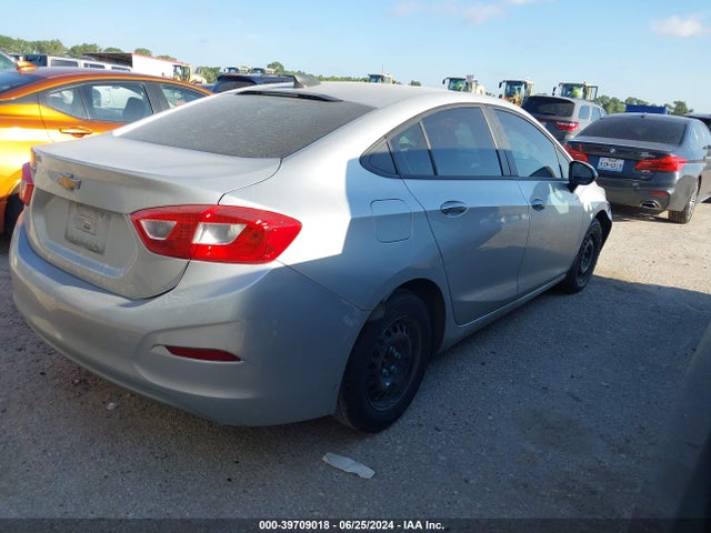 Chevrolet Cruze Ls Auto 2017 3G1BC5SM1HS562791 Image 4