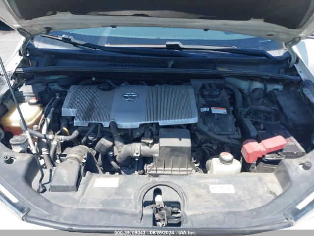 JTDKARFU3G3517127 Toyota Prius Three Touring