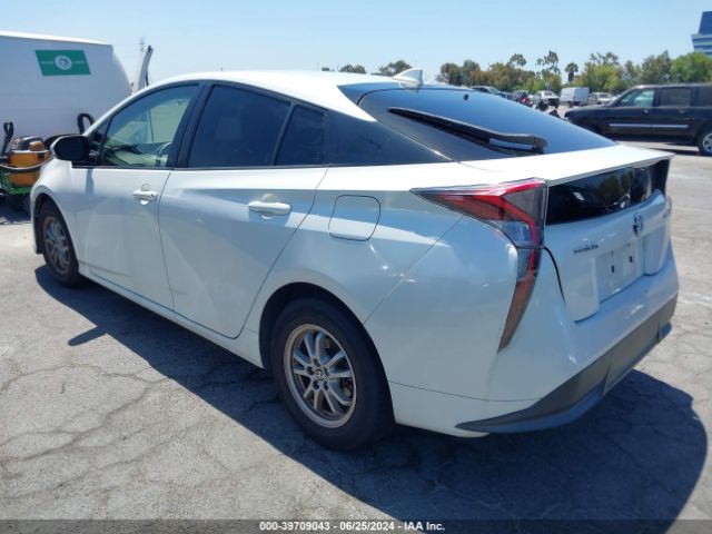 JTDKARFU3G3517127 Toyota Prius Three Touring