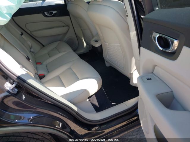 YV4102DK1M1700523 Volvo Xc60 T5 Momentum
