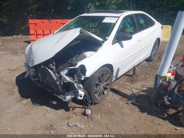 Toyota CAMRY XSE 2016 4T1BF1FK9GU166912 Image 2