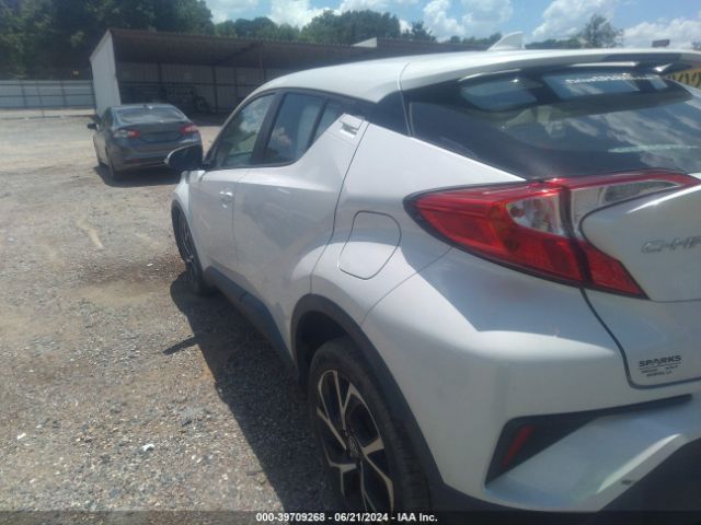 NMTKHMBX3JR015947 Toyota C-HR XLE