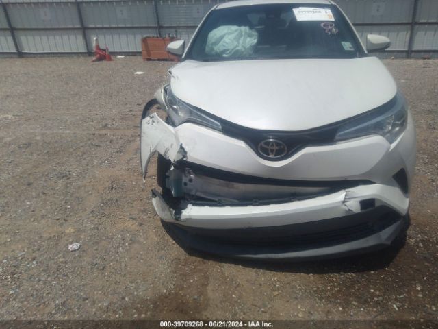 NMTKHMBX3JR015947 Toyota C-HR XLE