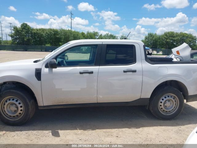 3FTTW8E9XNRA52910 Ford Maverick Xl